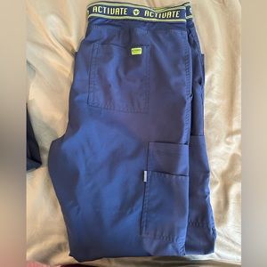 Med Couture Women's Activate Collection Scrub pants